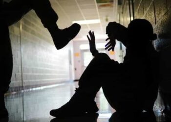 MINICCIANO E PICCHIANO UN COETANEO PER SOLDI: DENUNCIATI