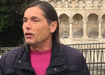 SOPRAFFAZIONE, MINACCE E VIOLENZE: LA LISTA DI EMILIO IZZO SI RIDUCE DA 20 A 17 CANDIDATI