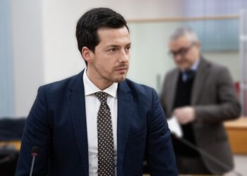 M5S, GRECO: “SE GRILLO VUOLE CANCELLARE IL MOVIMENTO LO DICA”