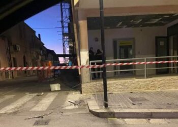 SAN MARTINO IN PENSILIS, MALVIVENTI FANNO ESPLODERE IL POSTAMAT