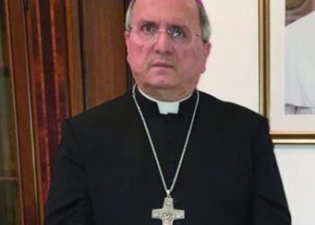 GLI AUGURI AI FEDELI DEL VESCOVO CIBOTTI