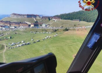 Escursionisti bloccati a 2000 metri: salvati dai Vigili del Fuoco