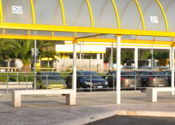 TERMOLI, AUTISTI FLIXBUS SVENTANO SCIPPO E METTONO IN FUGA I MALVIVENTI