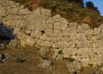 MURA ANTICHE CHE UNISCONO