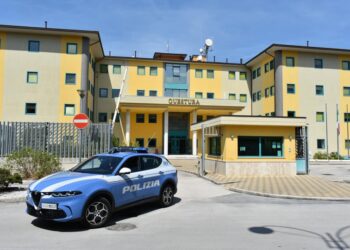 ISERNIA, DUE SOSPETTI FERMATI DOPO INSEGUIMENTO: POSSIBILI LEGAMI CON TRUFFE AGLI ANZIANI