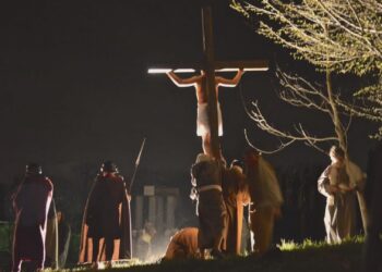 IL VENERDÌ SANTO DIVENTA TEATRO CON LA PASSIONE DI CRISTO