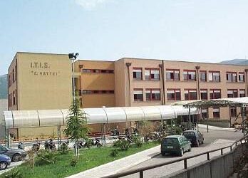 IL  “BOSCO DIFFUSO” METTE RADICI  ALL’ISIS FERMI‑MATTEI