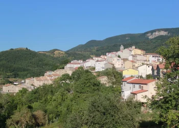 A CASTEL DEL GIUDICE “RADICALMENTE”