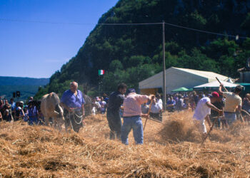 A CAROVILLI TORNA “LA TRESCA”
