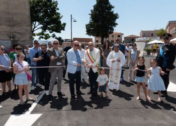 FORNELLI, INAUGURATI I NUOVI PARCHEGGI