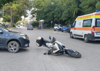 INCIDENTE TRA AUTO E SCOOTER A RIO VIVO: UN FERITO