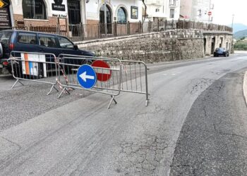 ISERNIA, OLIO SULLA STRADA: CHIUSA VIA OCCIDENTALE