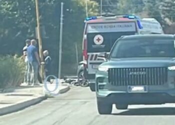 SCONTRO AUTO-MOTO: MOTOCICLISTA FERITO TRASPORTATO IN OSPEDALE