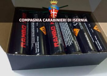 AUTO CON FUOCHI D’ARTIFICIO ILLEGALI: DENUNCIATO